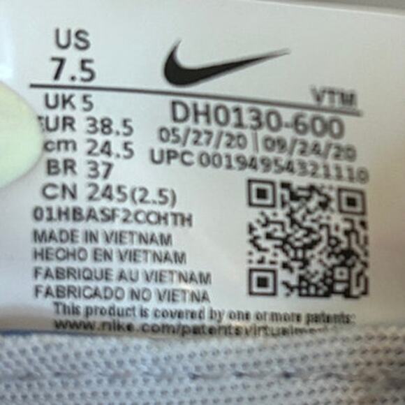 Nike -React Phantom Run Flyknit 2 -Running -White/Red -Women's -7.5 - DH0130-600 - Picture 9 of 9